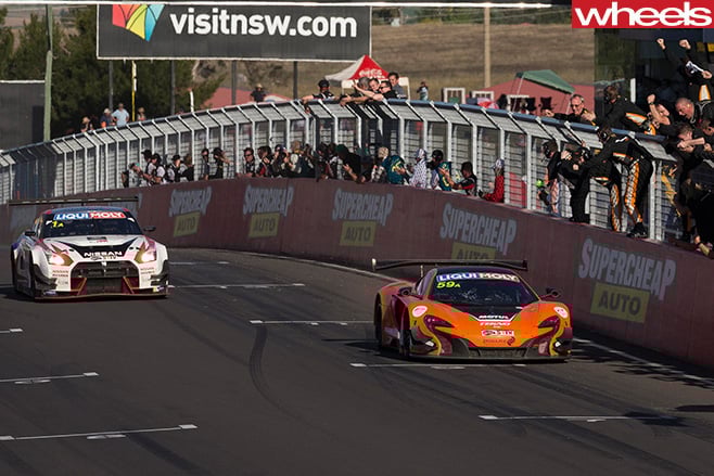 Mc Laren -vs -Nissan -Bathurst -12-hour