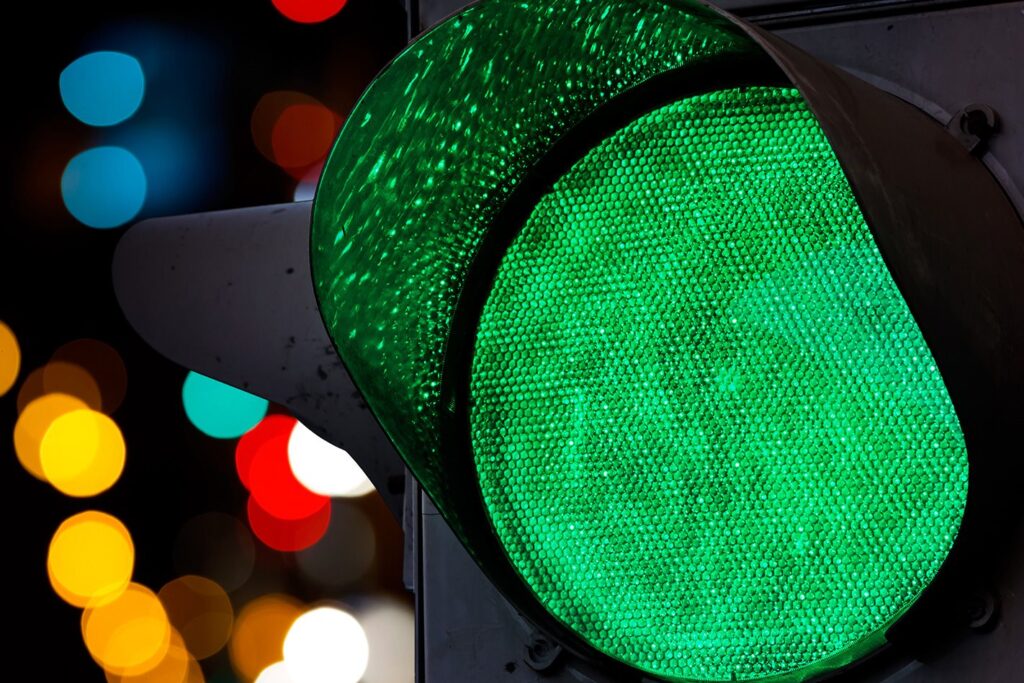 green traffic light