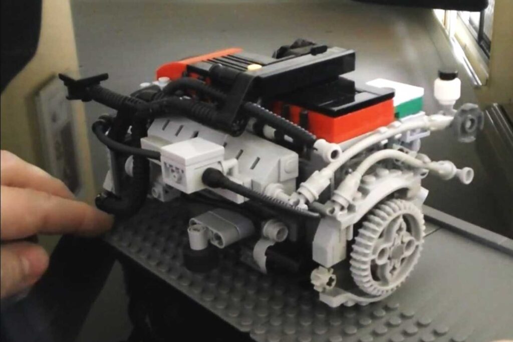 This LEGO Barra Turbo is awesome