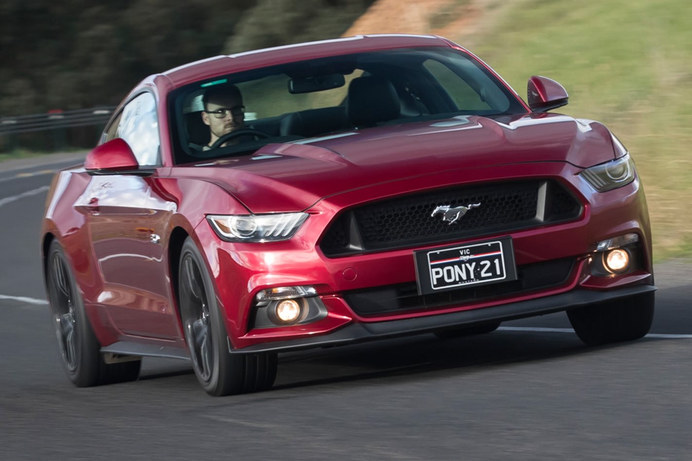 Mustang main