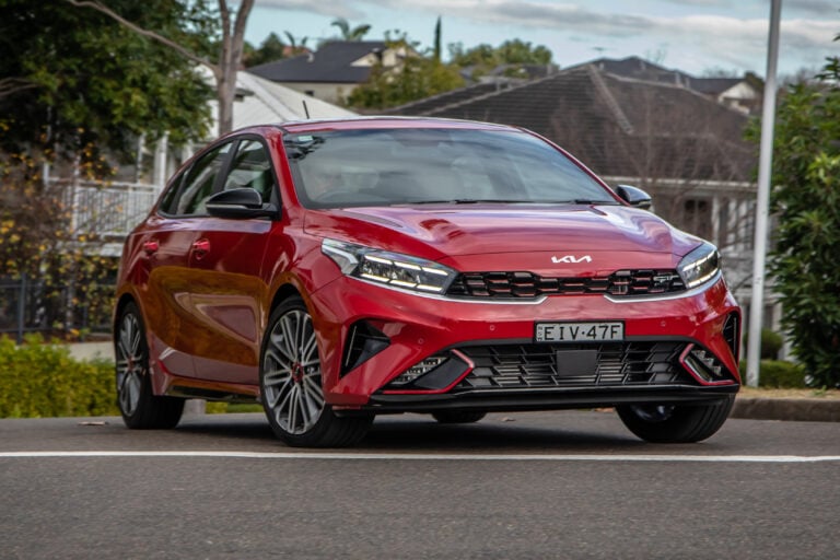 2022 Kia Cerato GT Hatch review feature