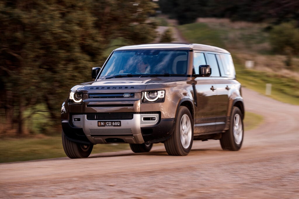 2022 Land Rover Defender 110 D300 SE review feature