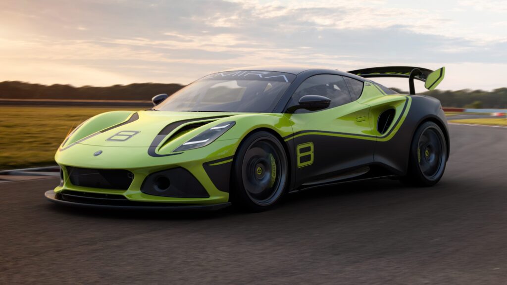 Lotus Emira GT4