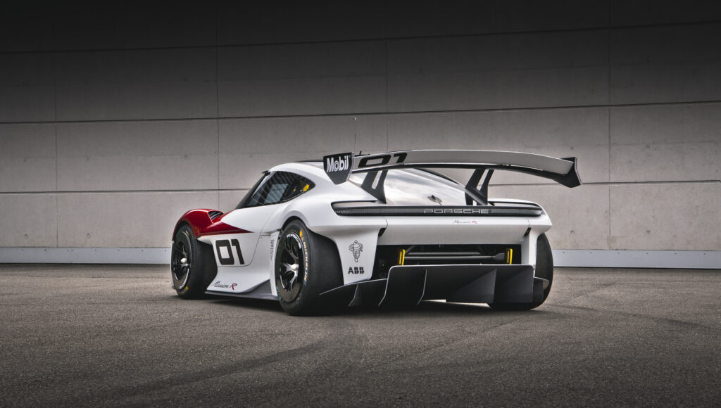 Porsche Mission R Cayman