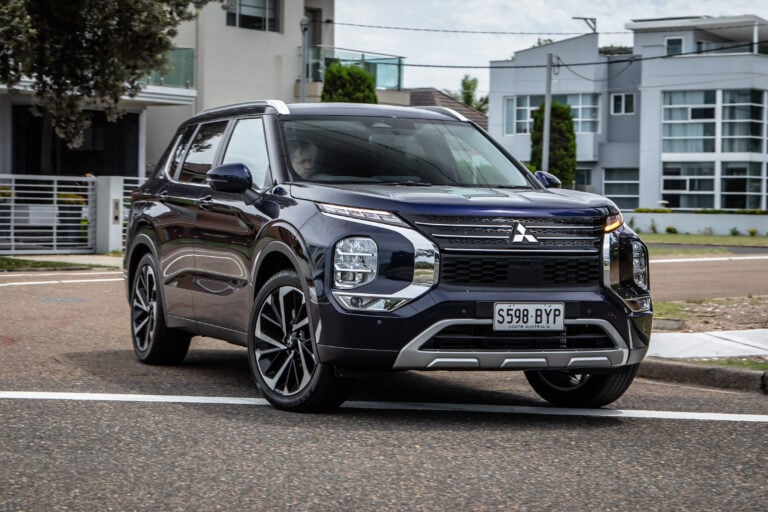 2022 Mitsubishi Outlander Aspire FWD Australia SRawlings