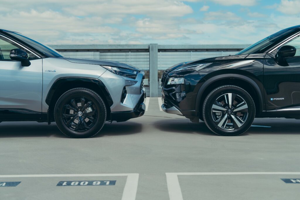 2023 Nissan X-Trail E-Power vs Toyota RAV4 hybrid comparison review
