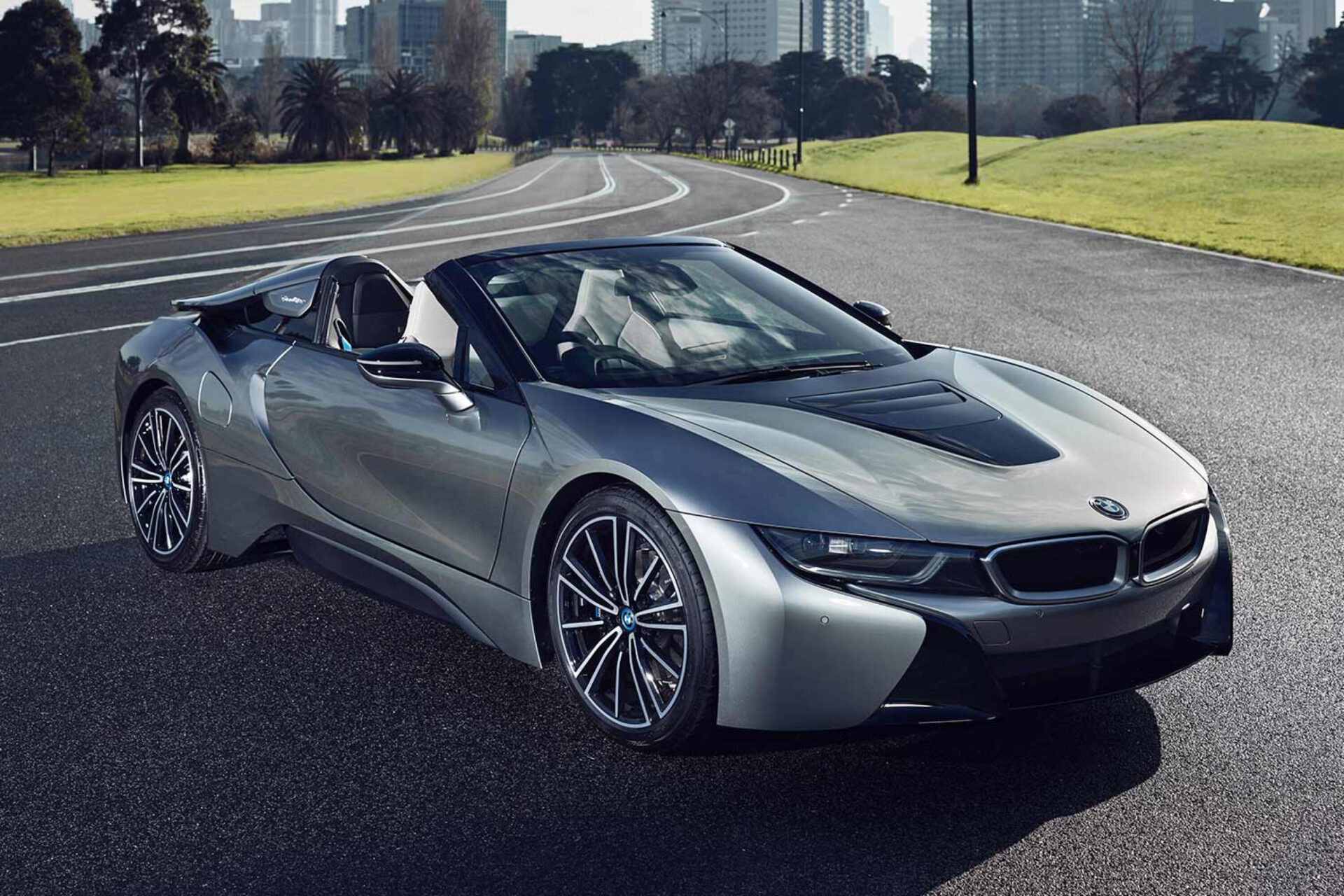 BMW i8 | Price, Reviews & Specifications