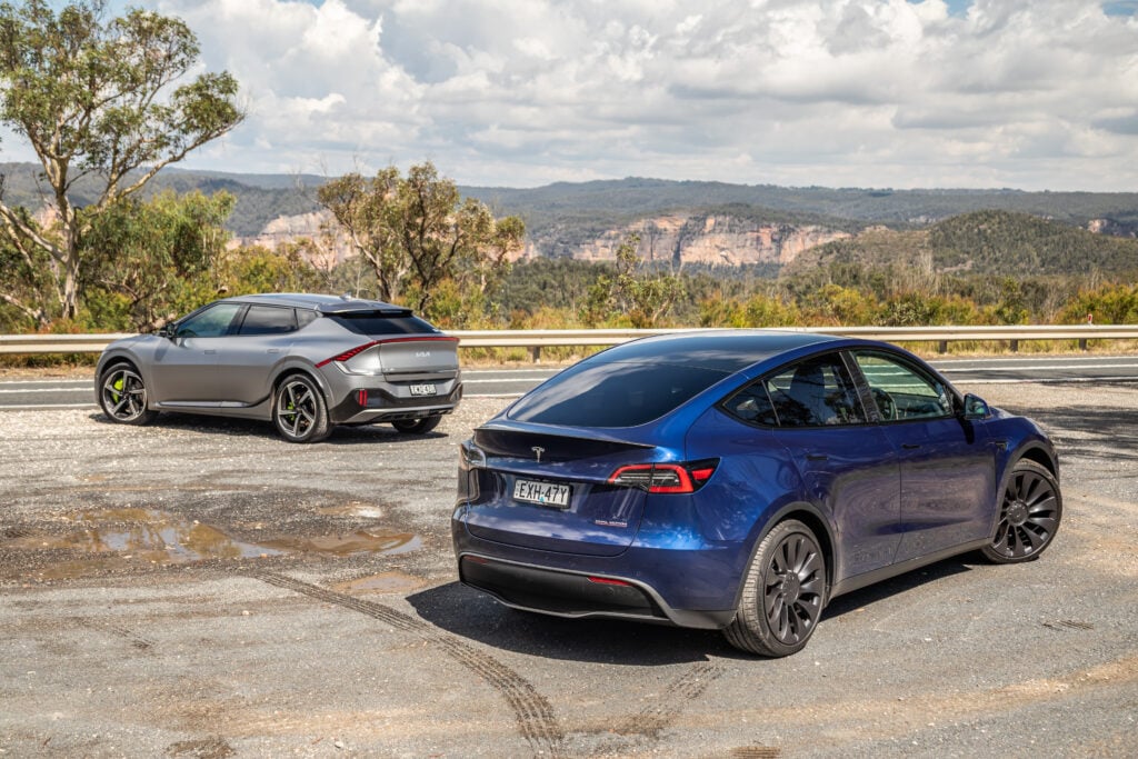 2023-tesla-model-y-performance-vs-kia-ev6-gt-comparison-review