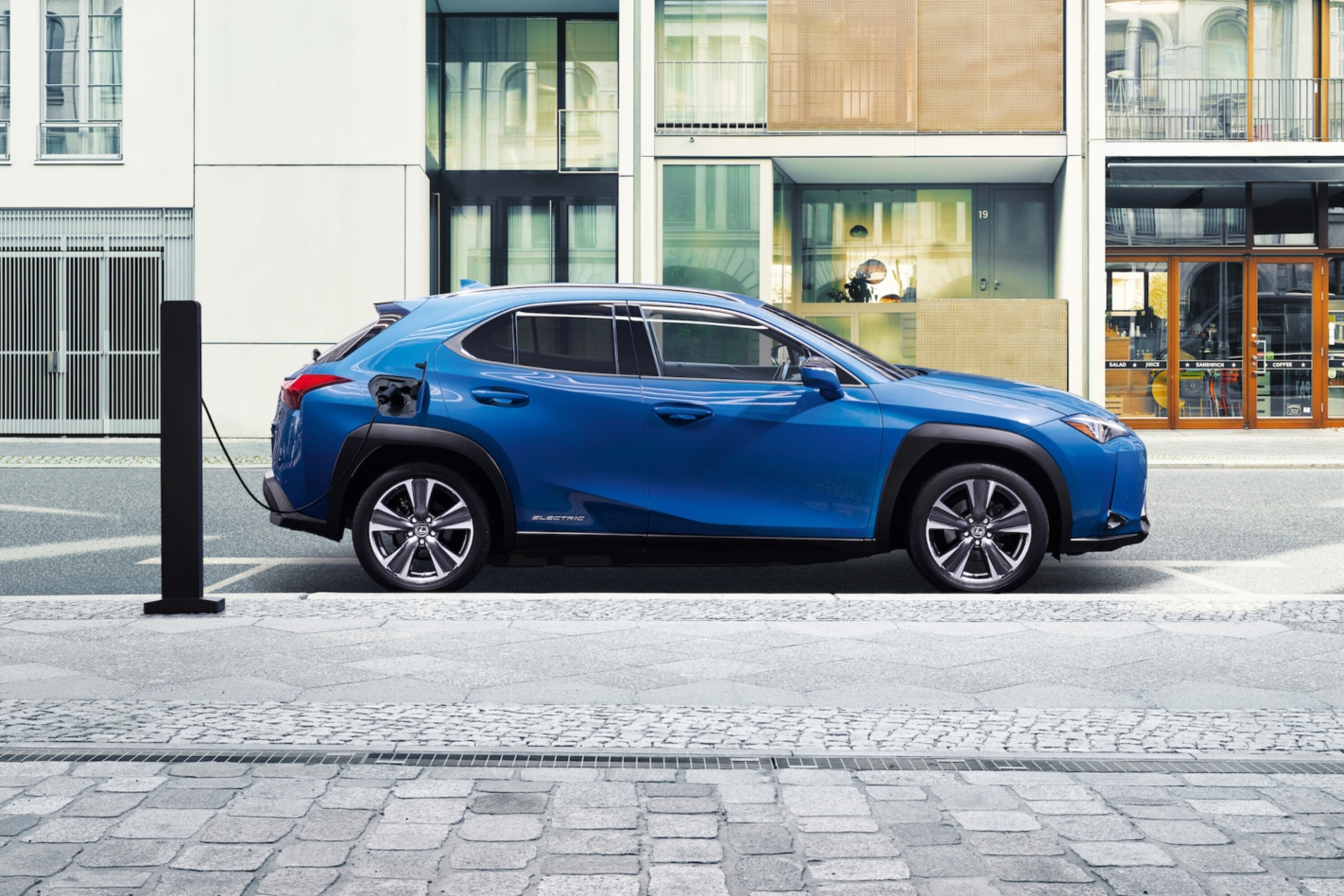 2021 Lexus UX 300e