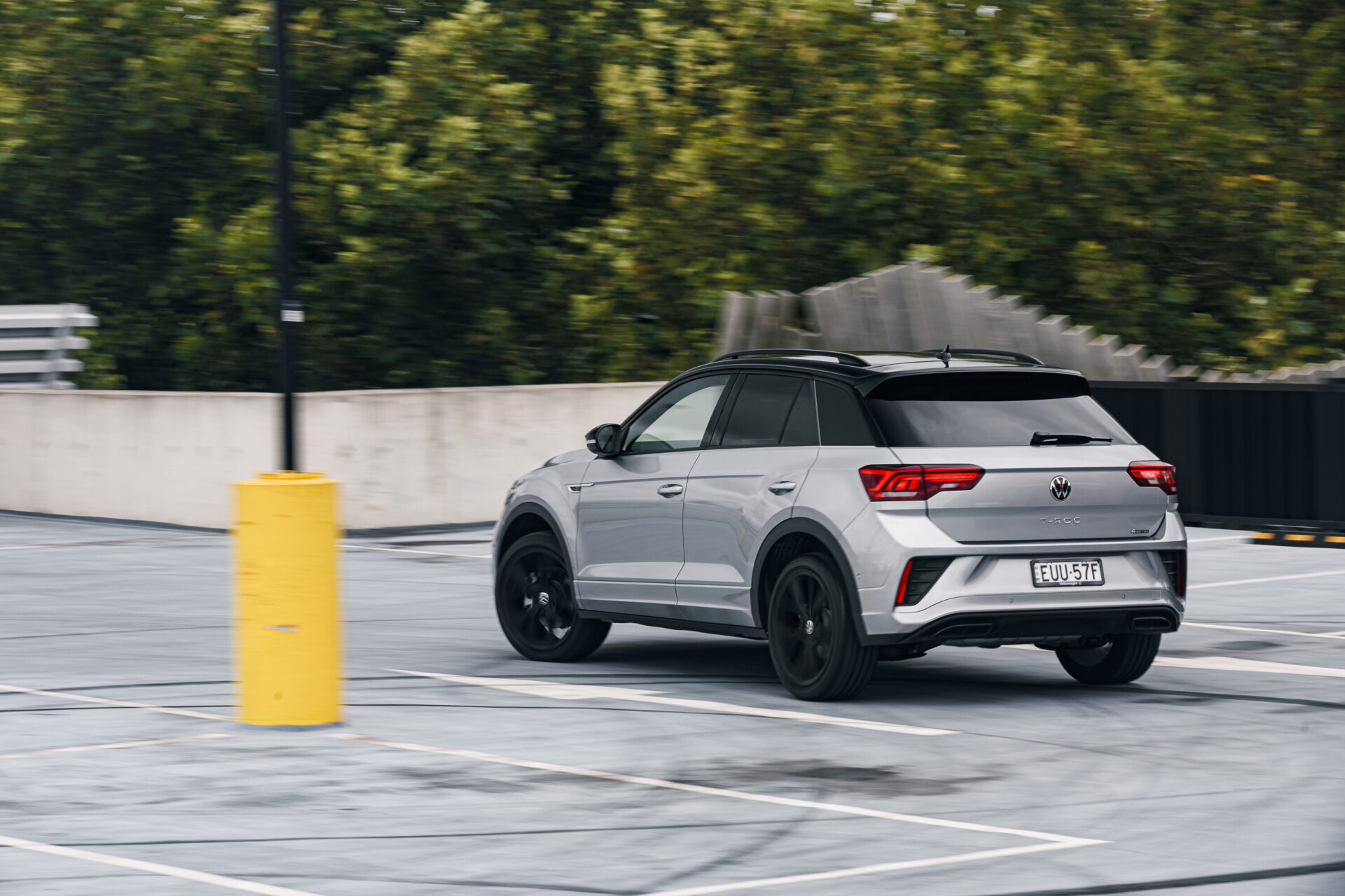 Vw T Roc R Line 2023 2023 Volkswagen T-Roc review: 140TSI R-Line AWD