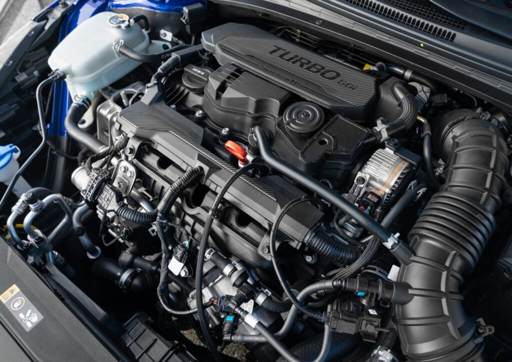 Hyundai i30 review: Hatch & Sedan ranges detailed