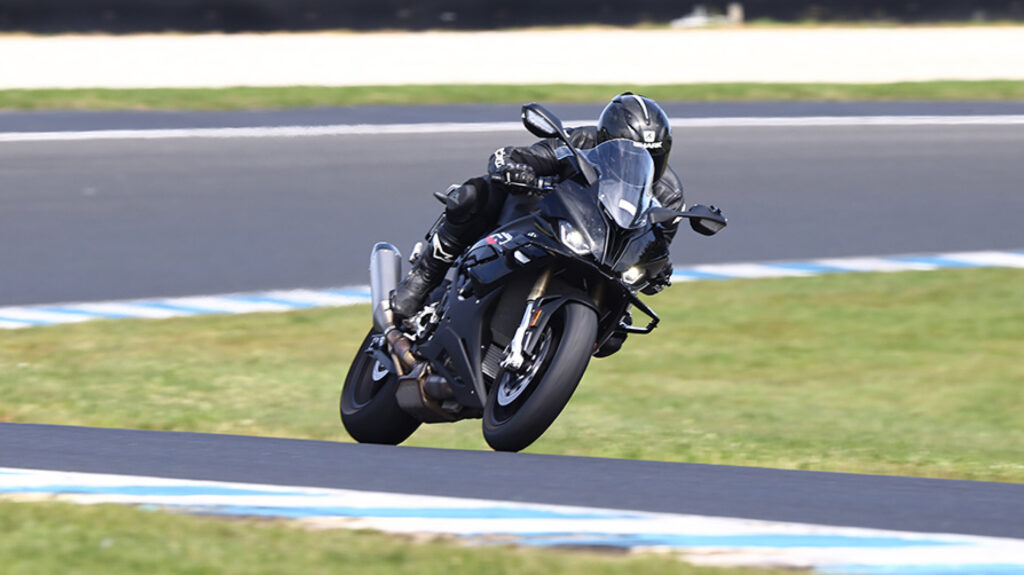 S1000rr Racing BMW S1000RR Race review