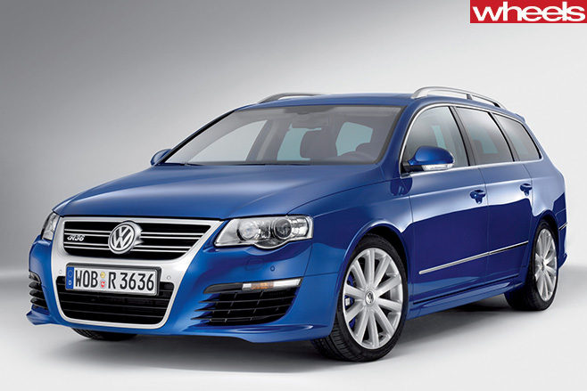 Volkswagen -Passat -R36-old -generation