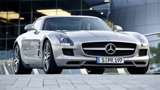 Mercedes confirm rival to Porsche 911