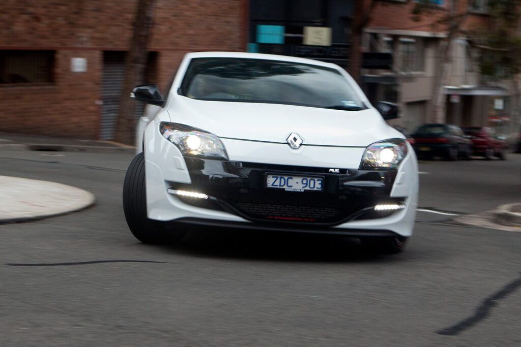 2012 Renault Megane RS265 front