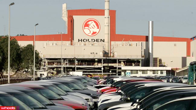 Holden, cuts, job, South Australia, Commodore, Cruze, Speed, Record, Guinness, World, Records, Stripped, Hennessey, Venom GT