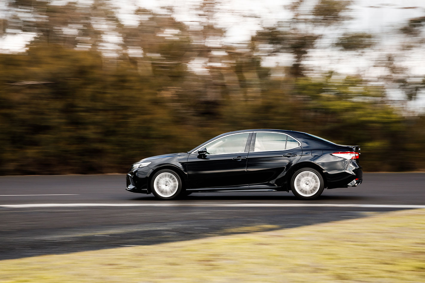 Toyota Camry SL V6 Driving