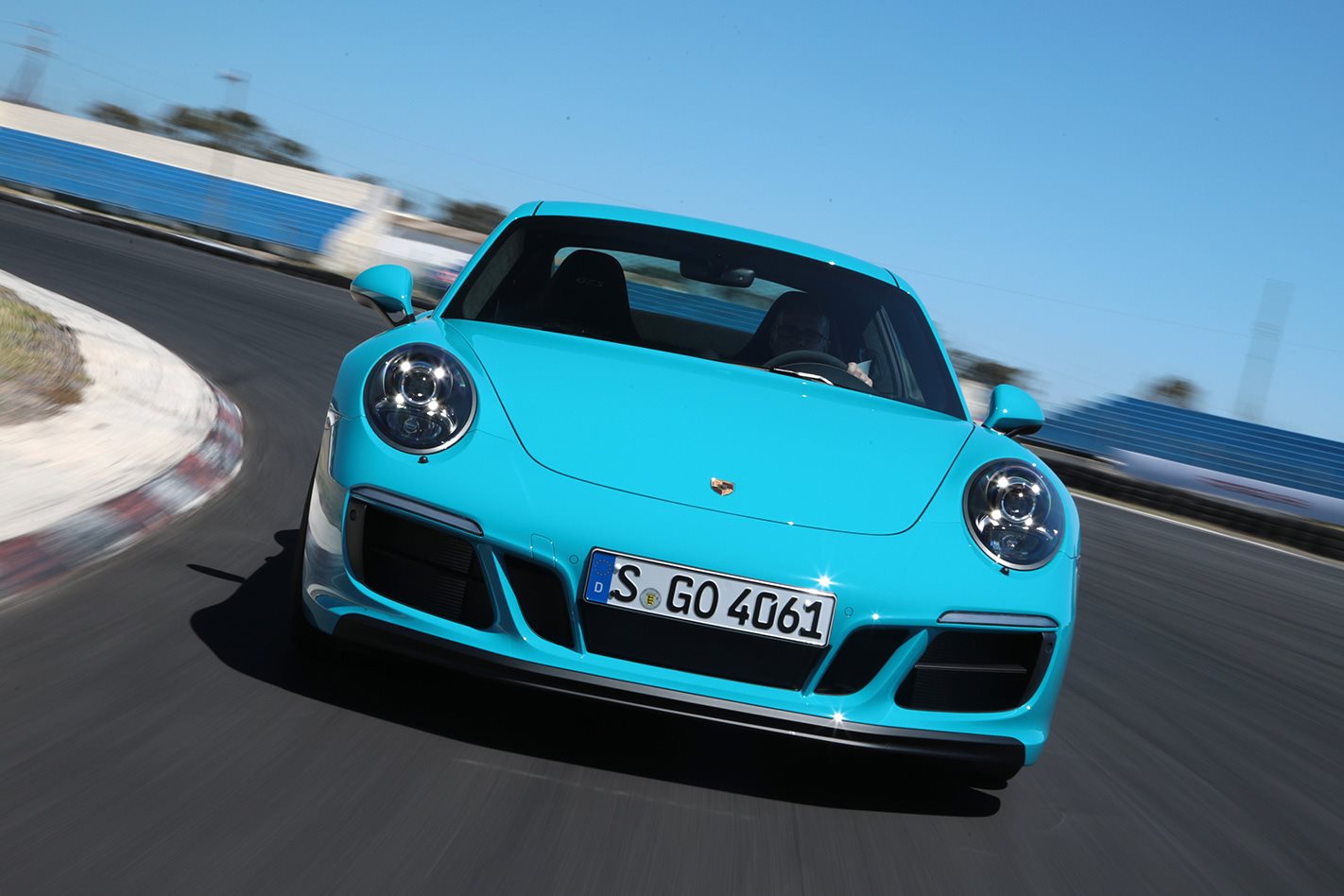 2017 Porsche 911 GTS main