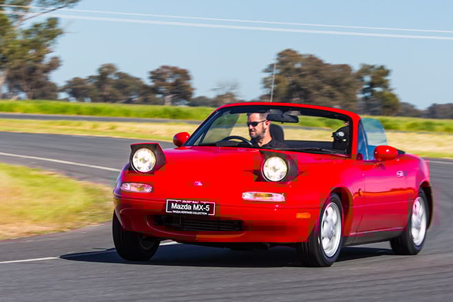 Mazda MX-5 NA roadstere