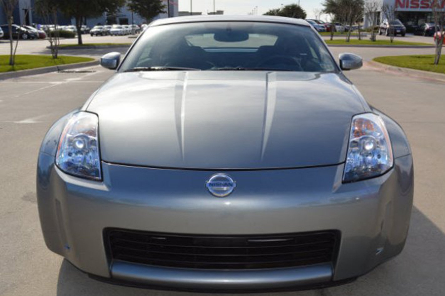 2003 Nissan 350Z headlights