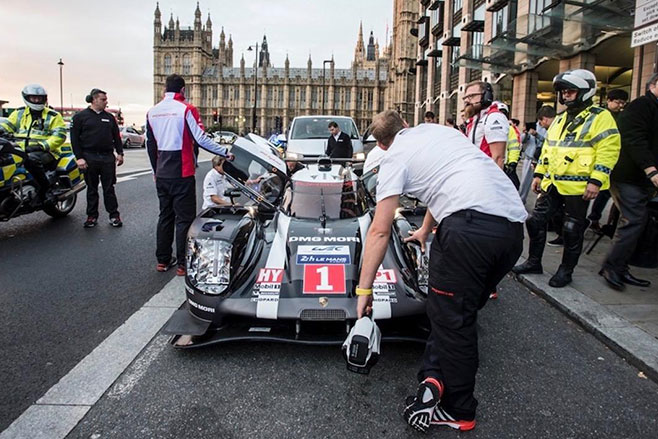 Mark -Webbers -Porsche -919-Hybrid -front