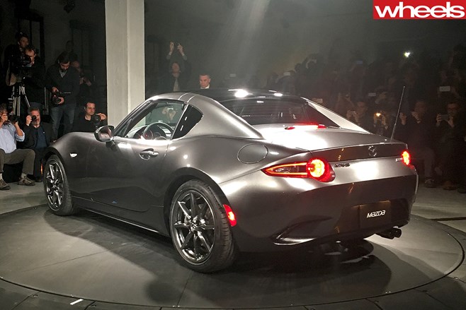 Mazda -MX-5-RF-New -York -Motor -Show -rear