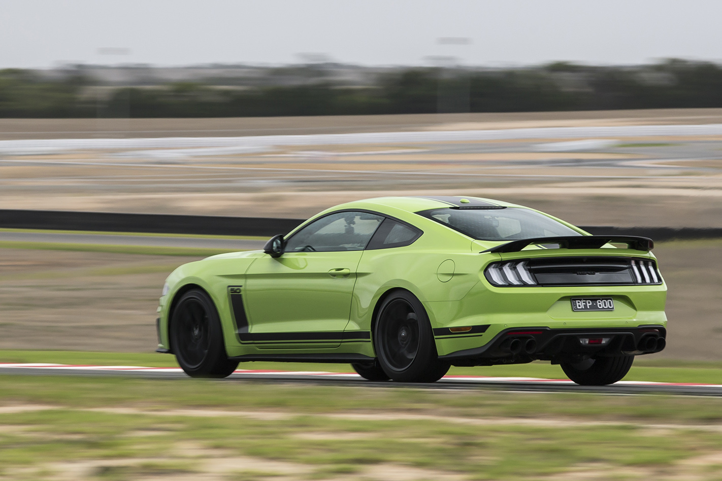 Ford Mustang R-Spec track test