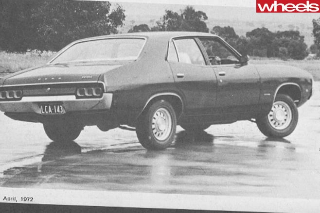 Ford -XA-Falcon -drifting
