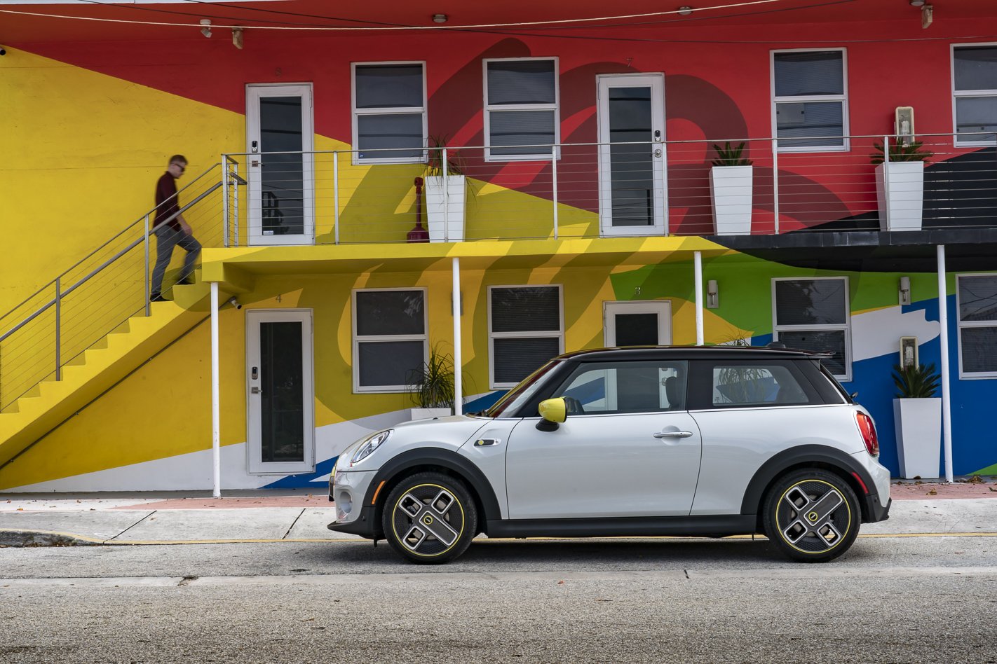 2020 mini electric hatch