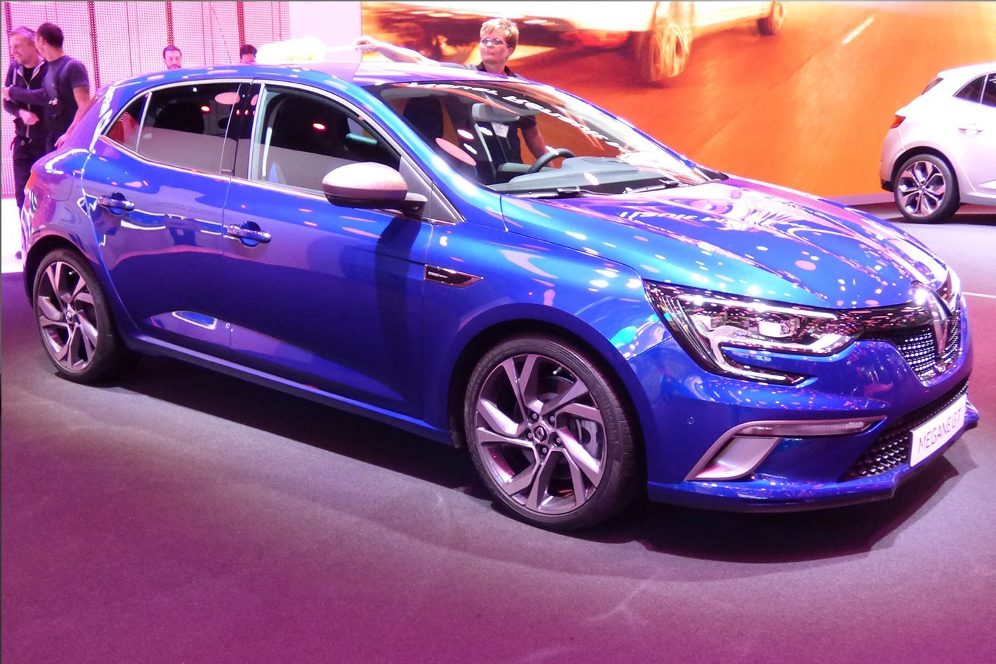 Renault hopes 2016 Megane strengths outweigh price rise