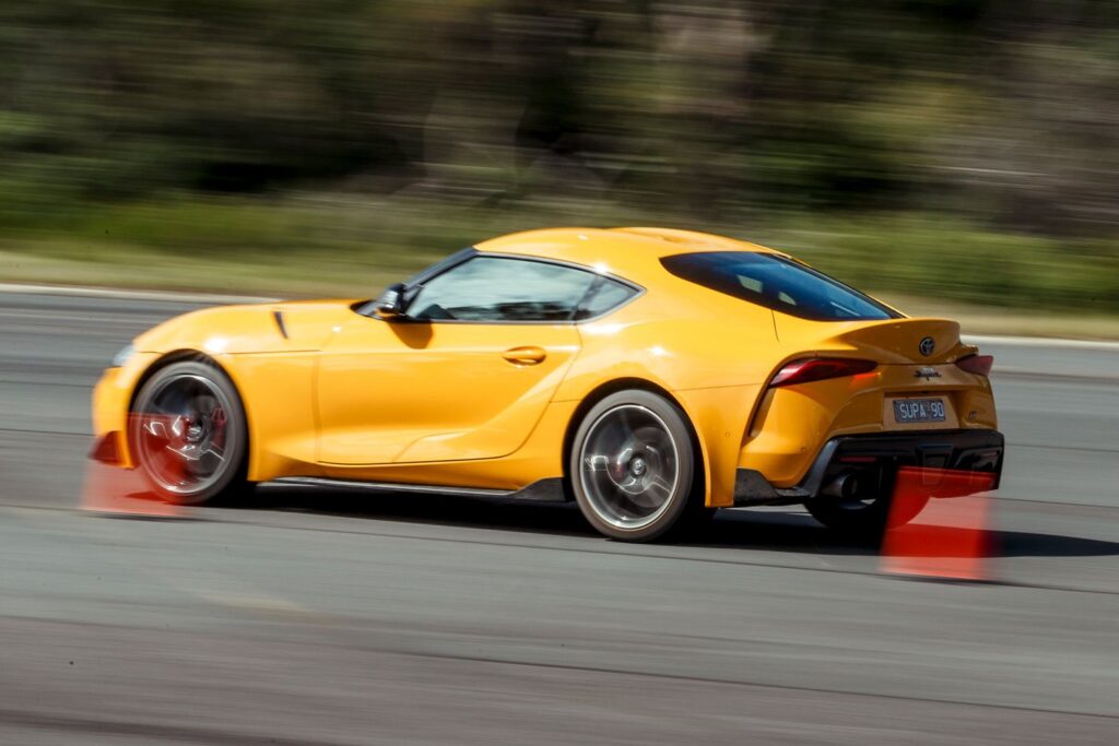 Manufacturer acceleration figures