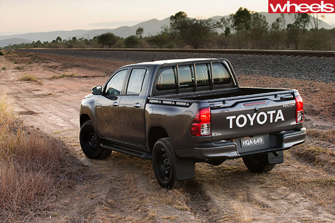 Hilux Rear