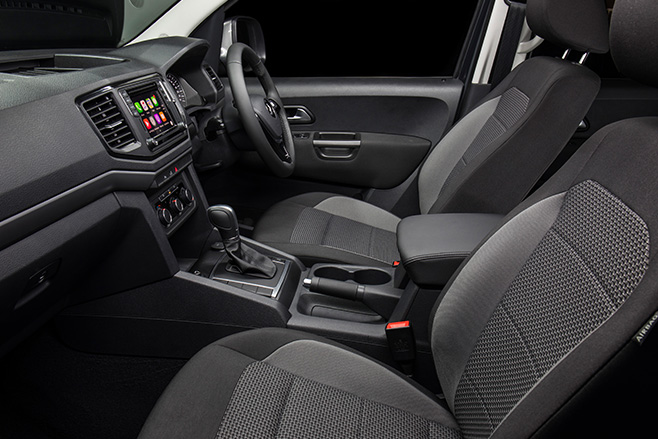 2017 Volkswagen Amarok interior