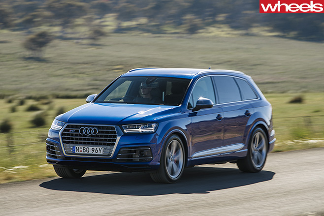 2017-Audi -SQ7-front
