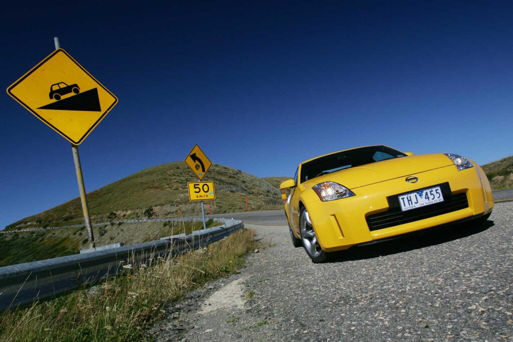 2005 Nissan 350Z 35th Anniversary review classic MOTOR