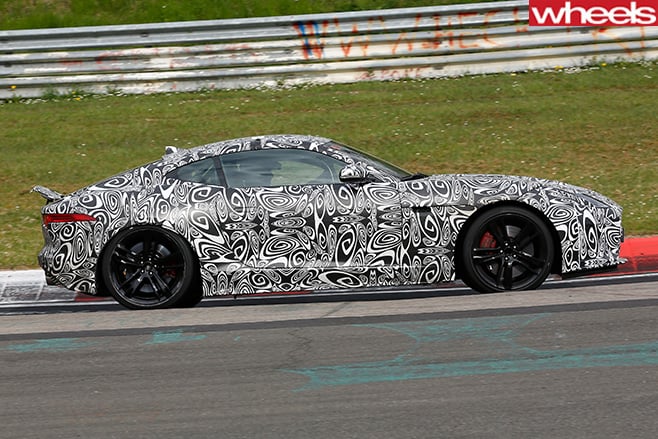 Jaguar -F-Type -side -driving