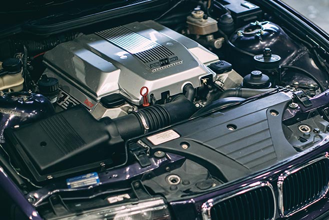 Hartge BMW compact V8 engine