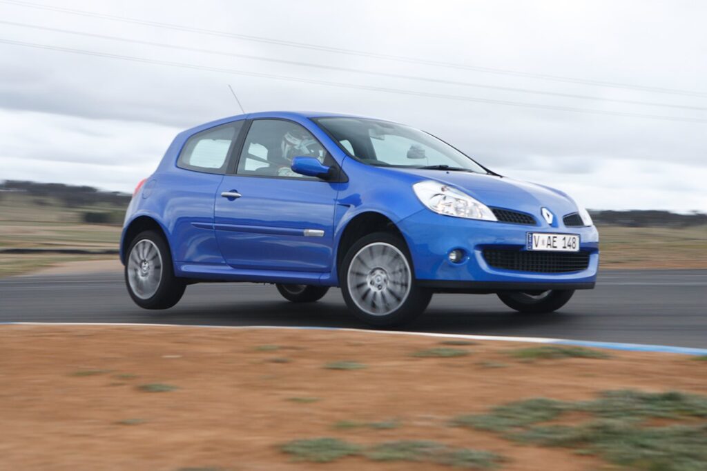 RenaultSport Clio 197 drive