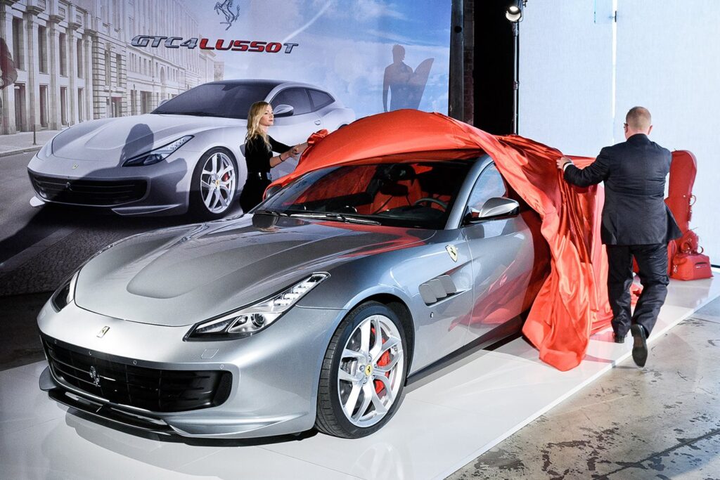 Ferrari GTC4 Lusso T