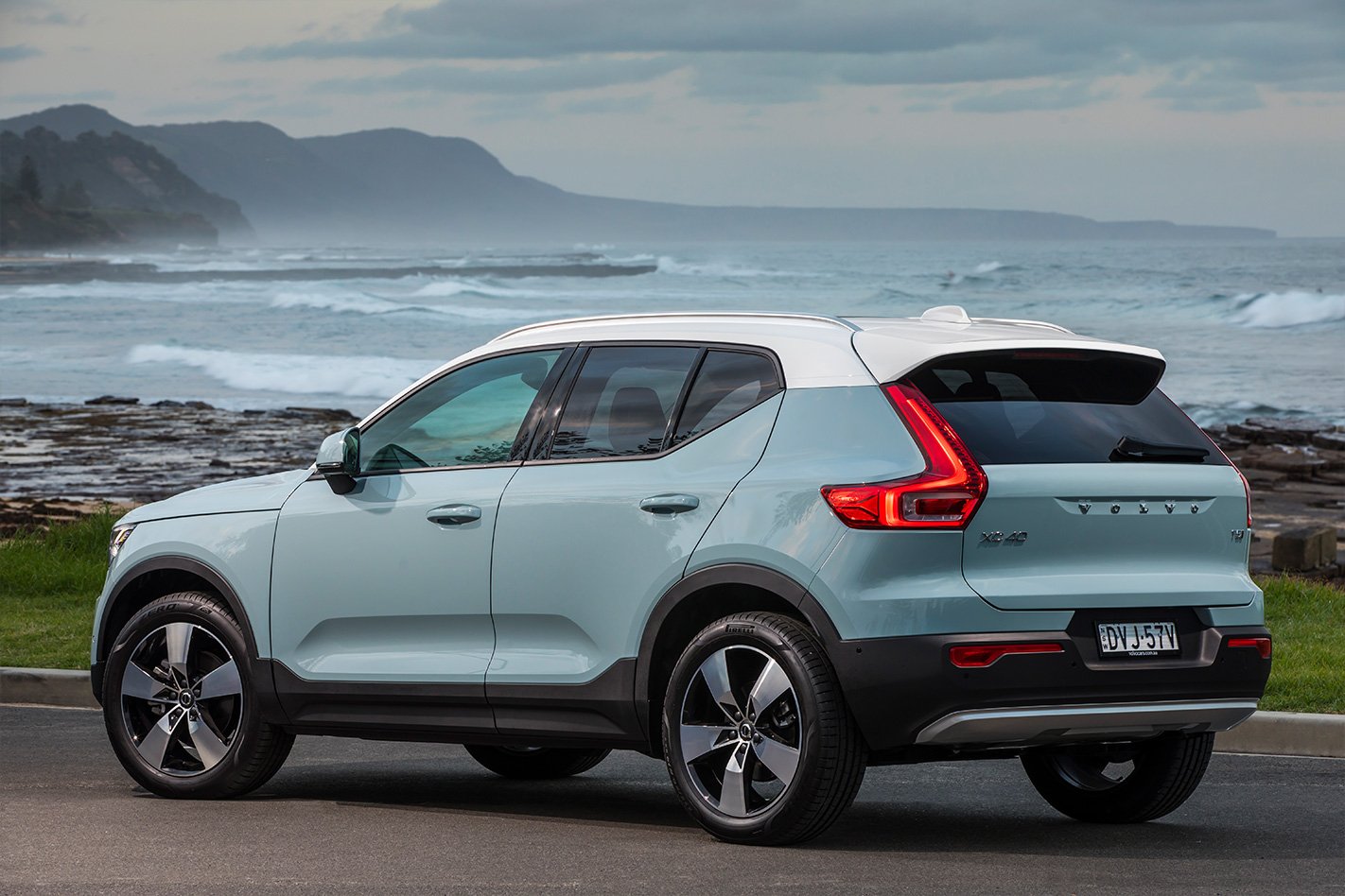 2018 Volvo XC40 Rear