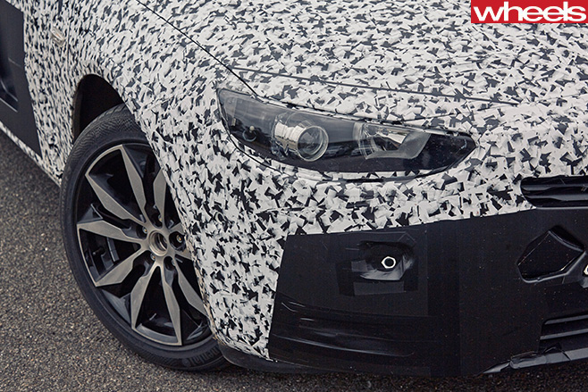 2018-Holden -Commodore -fascia