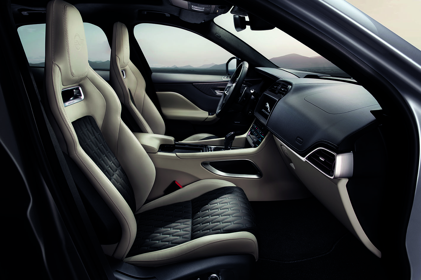 2019 jaguar f-pace svr interior