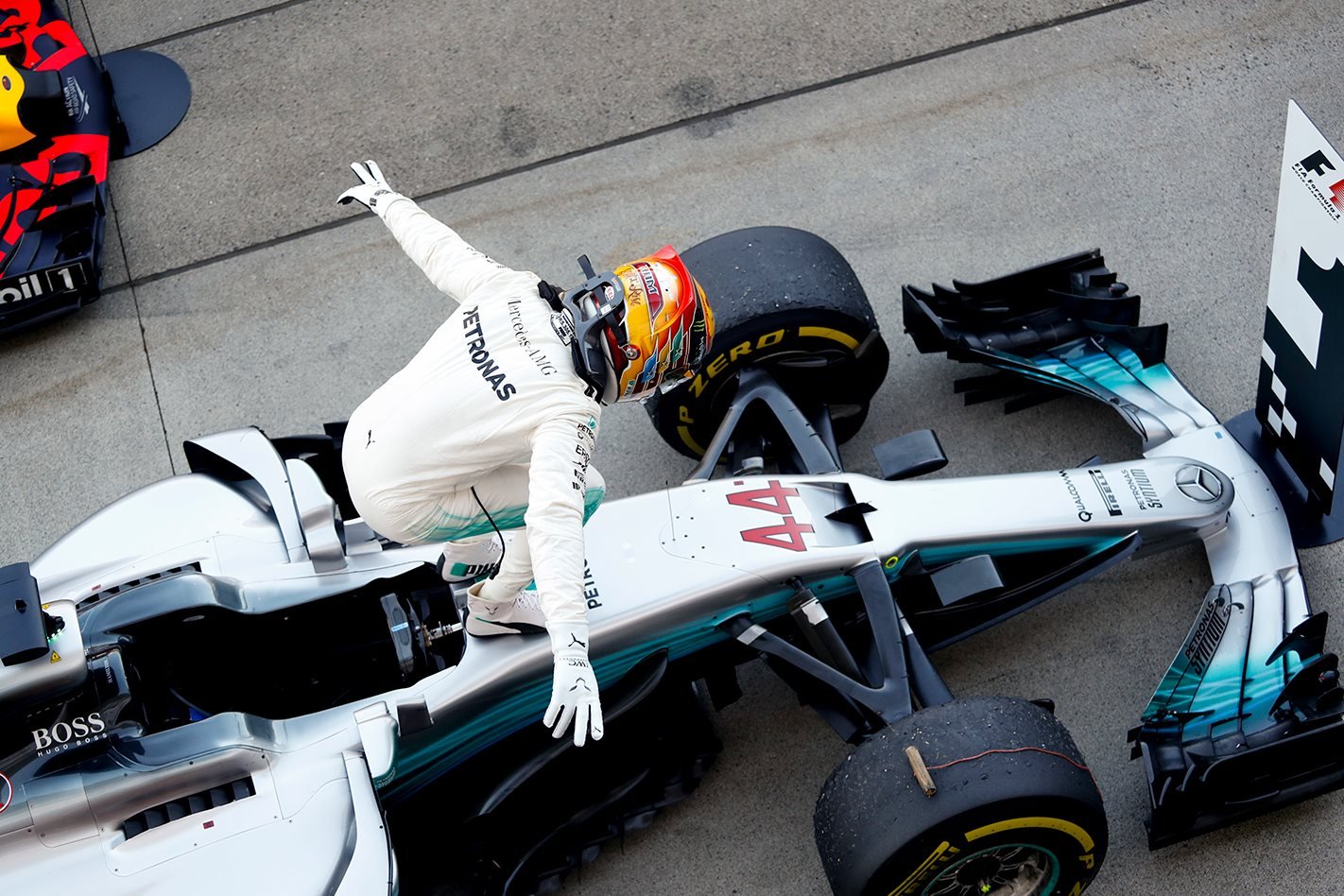 Lewis wins at Suzuka_main