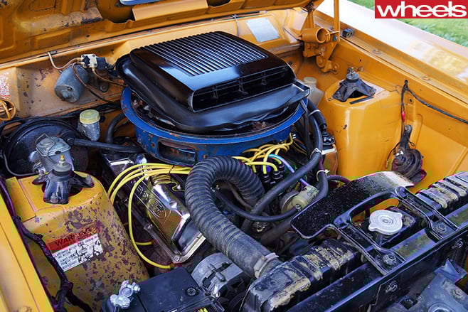 Ford -Falcon -XY-GT-engine