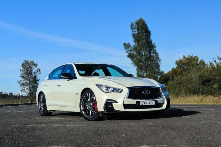 Infiniti Q50 S Red Sport 2019