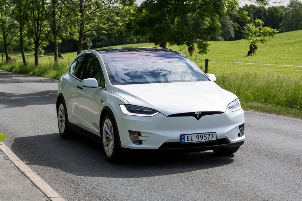 2017 Tesla Model X review