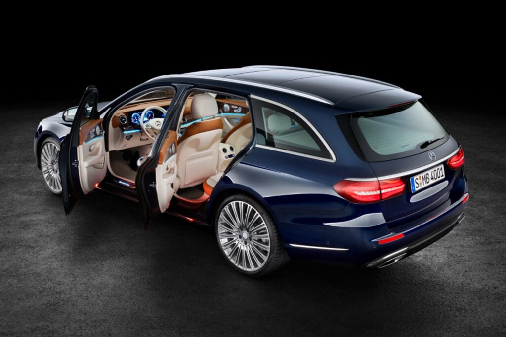Mercedes-Benz E-Class Estate rear doors open