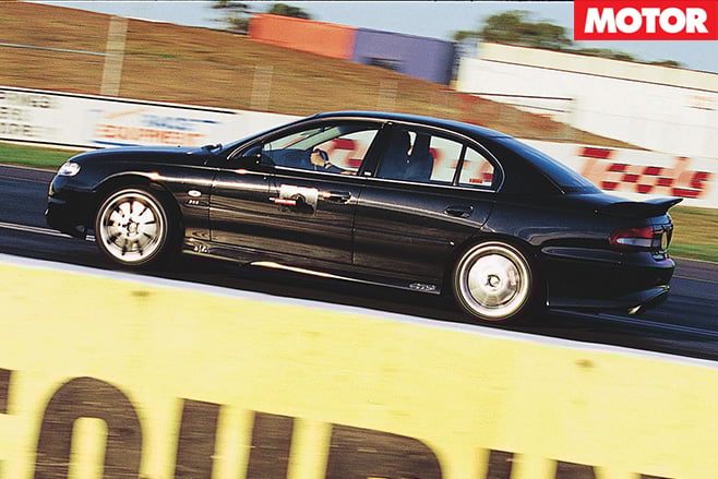 HSV-GTS-driving -side