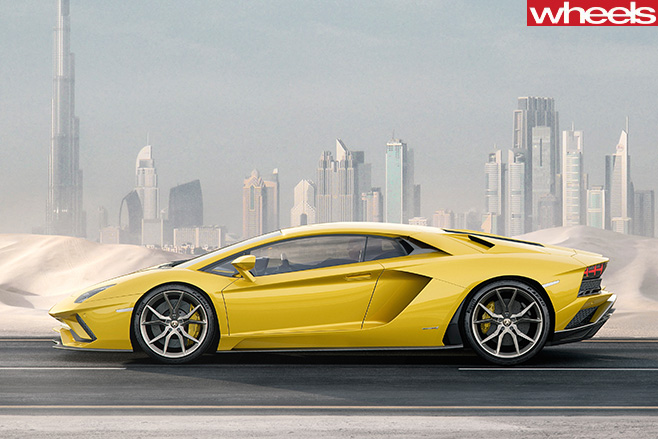 2017-Lamborghini -Aventador -S-Desert -side