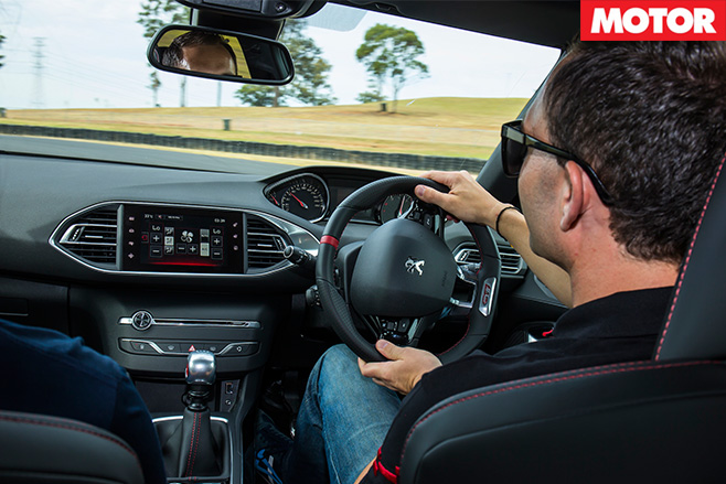 308 GTi driving